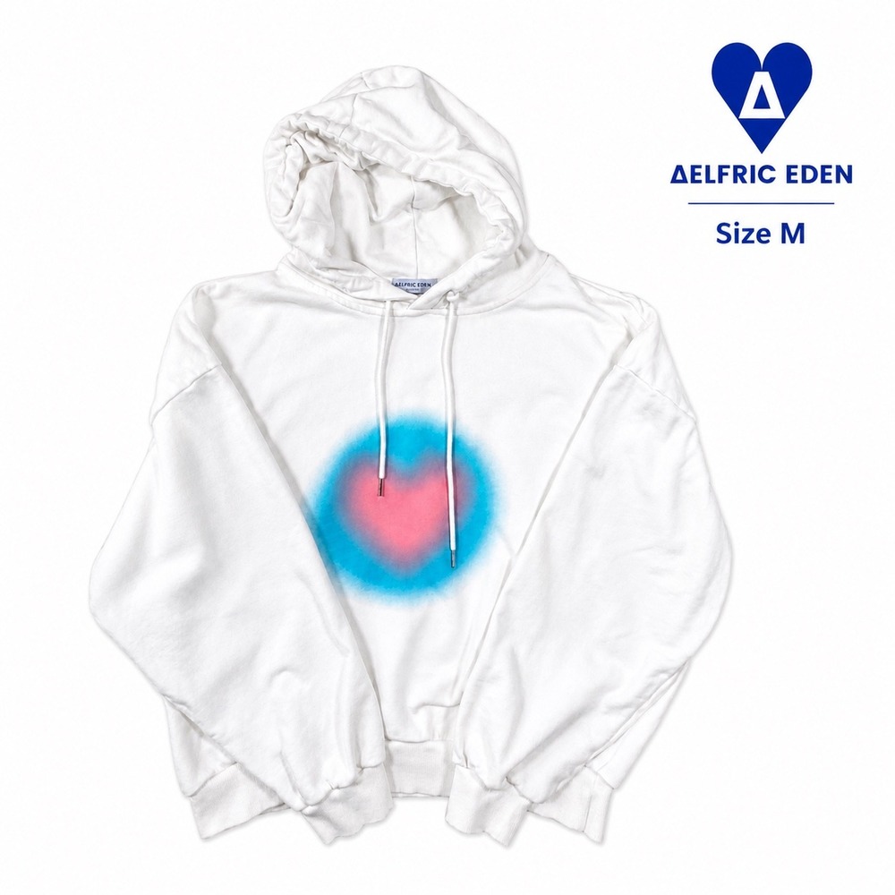 Aelfric Eden Womens Hoodie Size M White Heart Graphic Oversized Boxy Streetwear